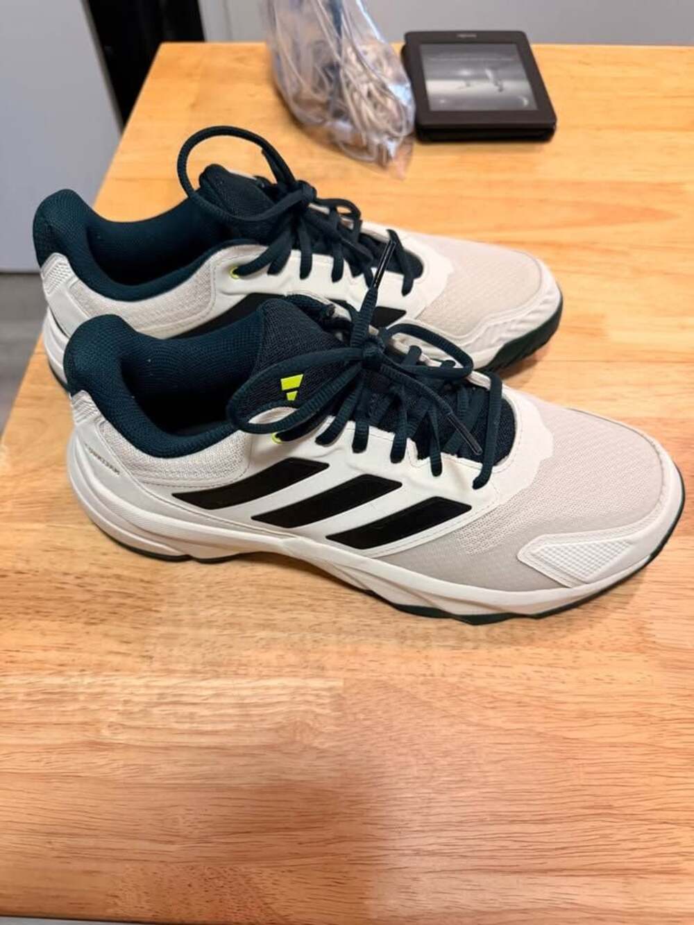 NEW Adidas COURTJAM CONTROL 3 TENNIS SHOES Size 10